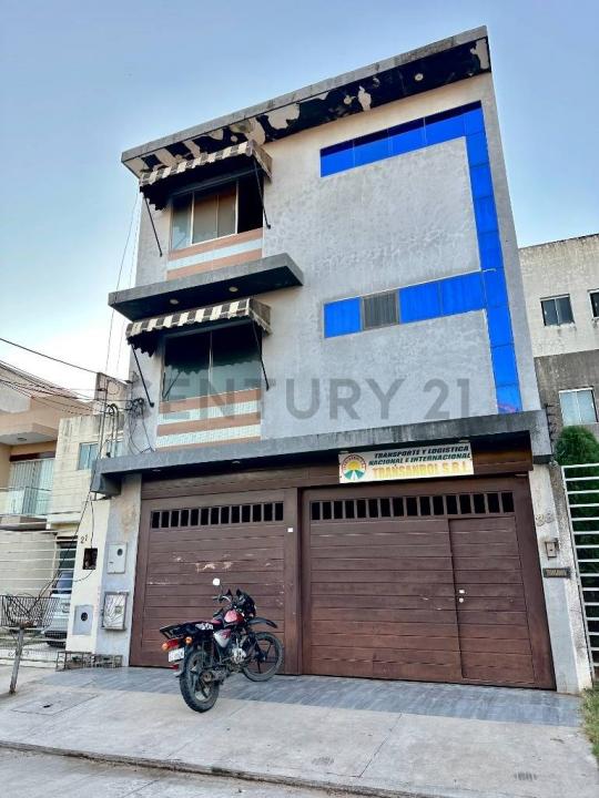 Av. Radial 17 1/2, Calle Tiluchi, 5to y 6to Anillo sn, Este, Santa Cruz 00001, ボリビア