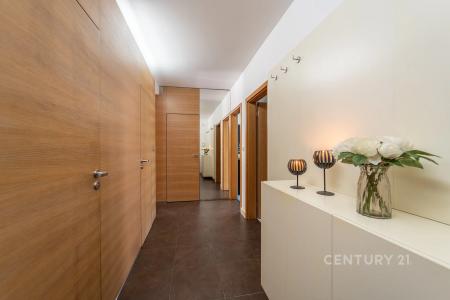 682/9, Vřesová, Praha, Území Hlavního Města Prahy 18100, Republika Czeska