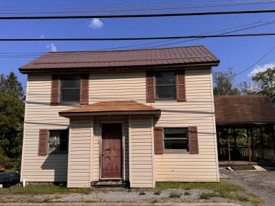 1368 Cardiff Road, Nanty-Glo-, Pennsylvania 15943, Estados Unidos