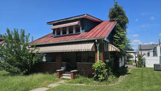 2984 5th Avenue, Huntington, West Virginia 25702