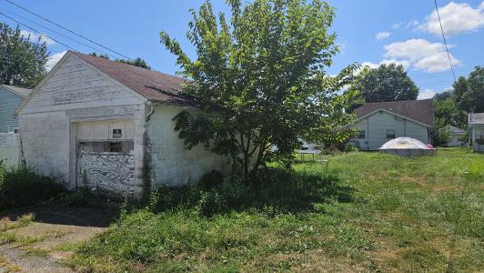 2984 5th Avenue, Huntington, West Virginia 25702