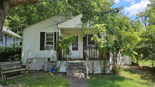 2984 5th Avenue, Huntington, West Virginia 25702