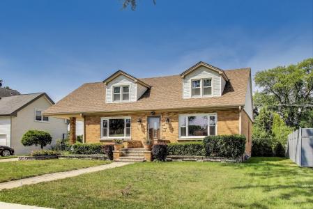 4962 N Oconto, Harwood Heights, Illinois 60706