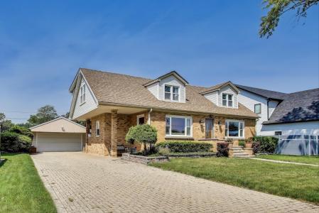 4962 N Oconto, Harwood Heights, Illinois 60706