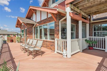 2009 1st Avenue E, Newton, Iowa 50208