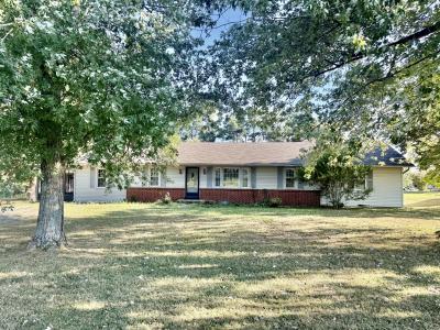 5021 McClard Rd, Union City, Tennessee 38261, Stati Uniti