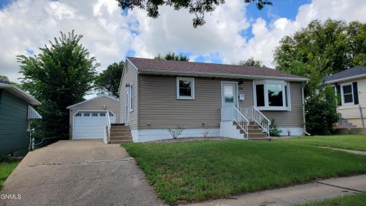 1510 N 13th Street, Bismarck, North Dakota 58501