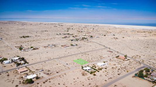 2459 Shore Gem Avenue, Thermal, Kalifornia 92274, USA