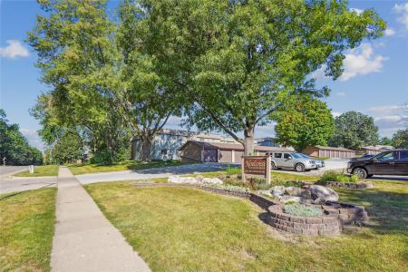 4765 Woodland Avenue 4, West Des Moines, Iowa 50266, Stati Uniti