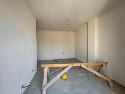 Bulevardi i Ri, Tirana, אלבניה