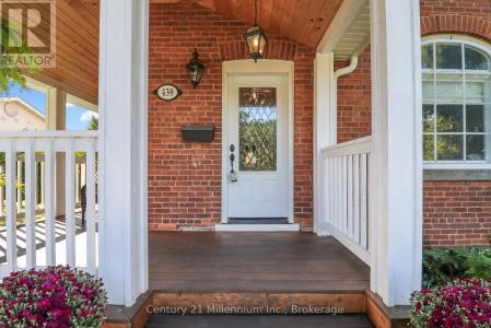 439 BIRCH STREET, Collingwood, אונטריו L9Y 2W4, קנדה 
