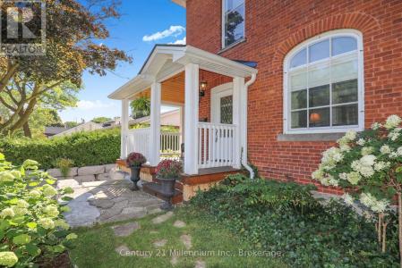 439 BIRCH STREET, Collingwood, אונטריו L9Y 2W4, קנדה 