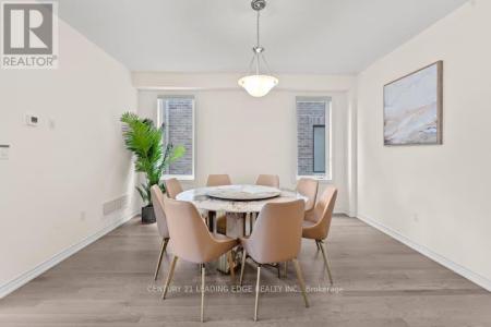 165 ROSANNE CIRCLE, Wasaga Beach, Ontario L9Z 0N1, CANADÁ