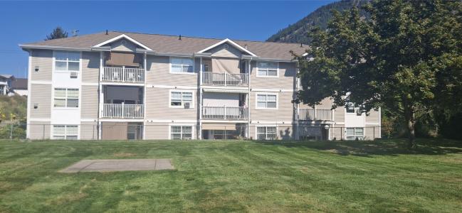 743 OKANAGAN AVENUE, Chase, קולומביה הבריטית V0E 1M0, קנדה 