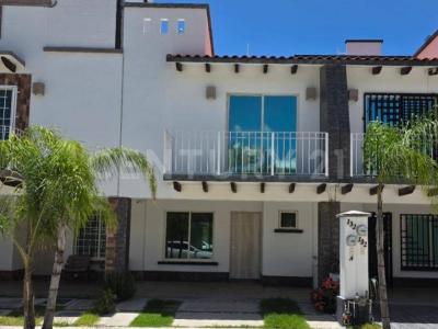 CIRCUITO NOGALES 132A,, León, Guanajuato 37210, Mexico