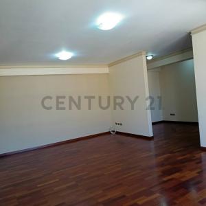 Avenida Uyuni Edificio V&V Uyuni , Este, Cochabamba, Bolivia