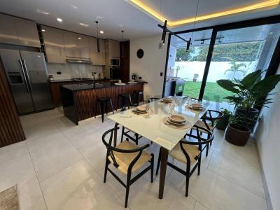 Km 10 Zona Sevillas , Norte, Santa Cruz 00001, 玻利維亞