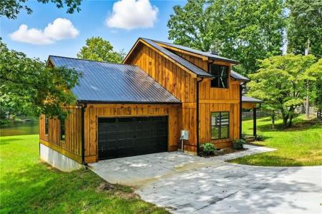 579 Twin Mountain Lake Circle, Talking Rock, Georgia 30175