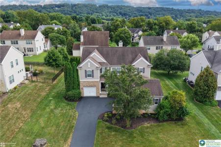 2733 Meadow Lane Dr, Easton, Pennsylvania 18040, Estados Unidos