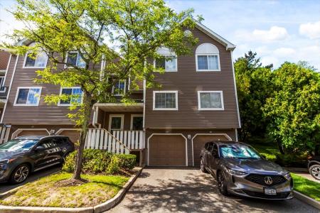 34 Eagle Ridge Way, Nanuet, NY 10954, USA