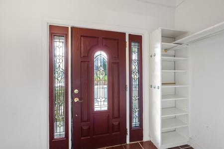 570 Winterburn Grove, Cliffside Park, New Jersey 07010, Stati Uniti