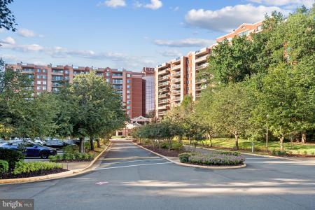 2230 George C Marshall Drive Unit# 1126, Falls Church, Virginia 22043, USA