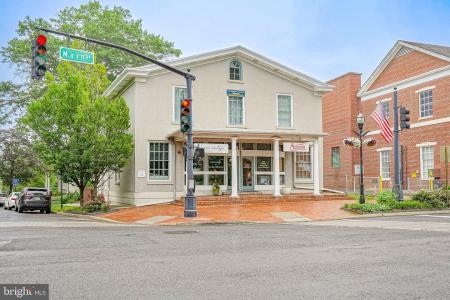 101 E Main St, Moorestown, New Jersey 08057, Stati Uniti