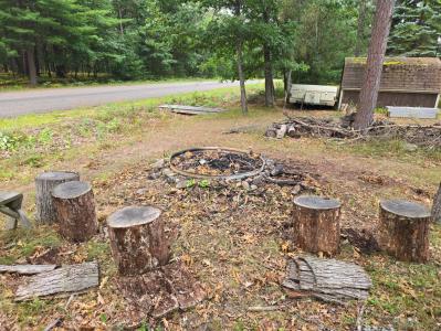 2603 South Crest Drive, Roscommon, Michigan 48653, Estados Unidos