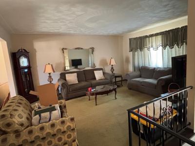 132 Pamela Dr, Weirton, West Virginia 26062, USA