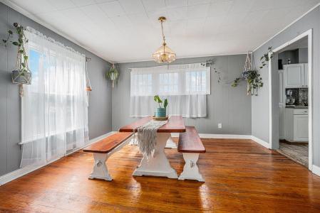 16 Maple Street, Bangor, מישיגן 49013, ארצות הברית של אמריקה 