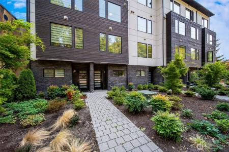 17338 Bothell Way , E, Bothell, Waszyngton 98011, USA