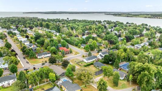 7 EDINBURGH DRIVE, Brighton, Prince Edward Island C1A 3E7, Canada