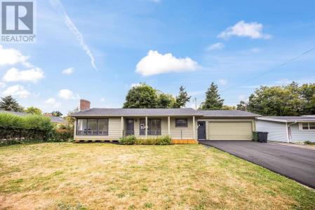 7 EDINBURGH DRIVE, Brighton, Prince Edward Island C1A 3E7, Canada