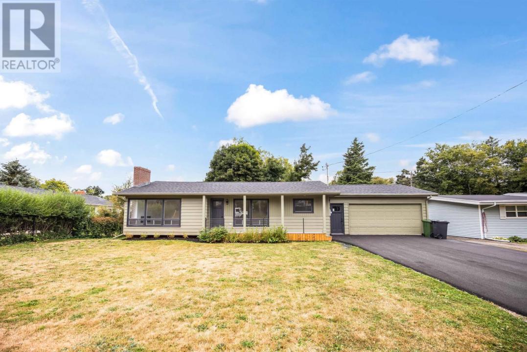 7 EDINBURGH DRIVE, Brighton, Prince Edward Island C1A 3E7, Canada