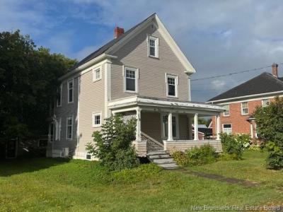 118 VICTORIA STREET, Woodstock, New Brunswick E7M 3A5, Canada