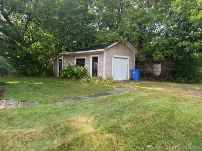 118 VICTORIA STREET, Woodstock, New Brunswick E7M 3A5, Canada