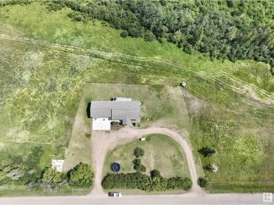 SW 28 54 11 W4, Rural Two Hills County, Alberta T0B 4K0, Canada