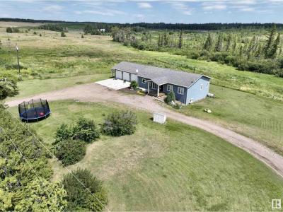 SW 28 54 11 W4, Rural Two Hills County, Alberta T0B 4K0, Canada