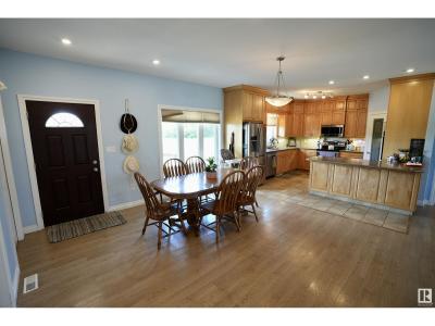 SW 28 54 11 W4, Rural Two Hills County, Alberta T0B 4K0, Canada