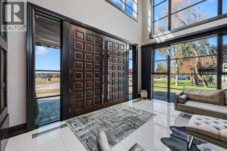 832 HILLCREST AVENUE SOUTHWEST, Calgary, アルバータ T2T 0Y9, カナダ