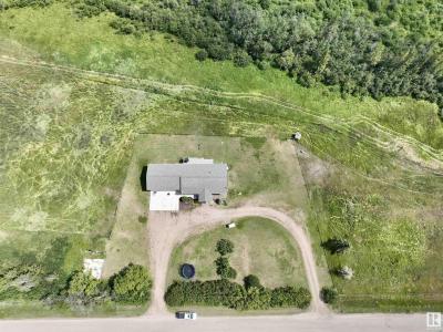 SW 28 54 11 W4, Rural Two Hills County, アルバータ T0B 4K0, カナダ