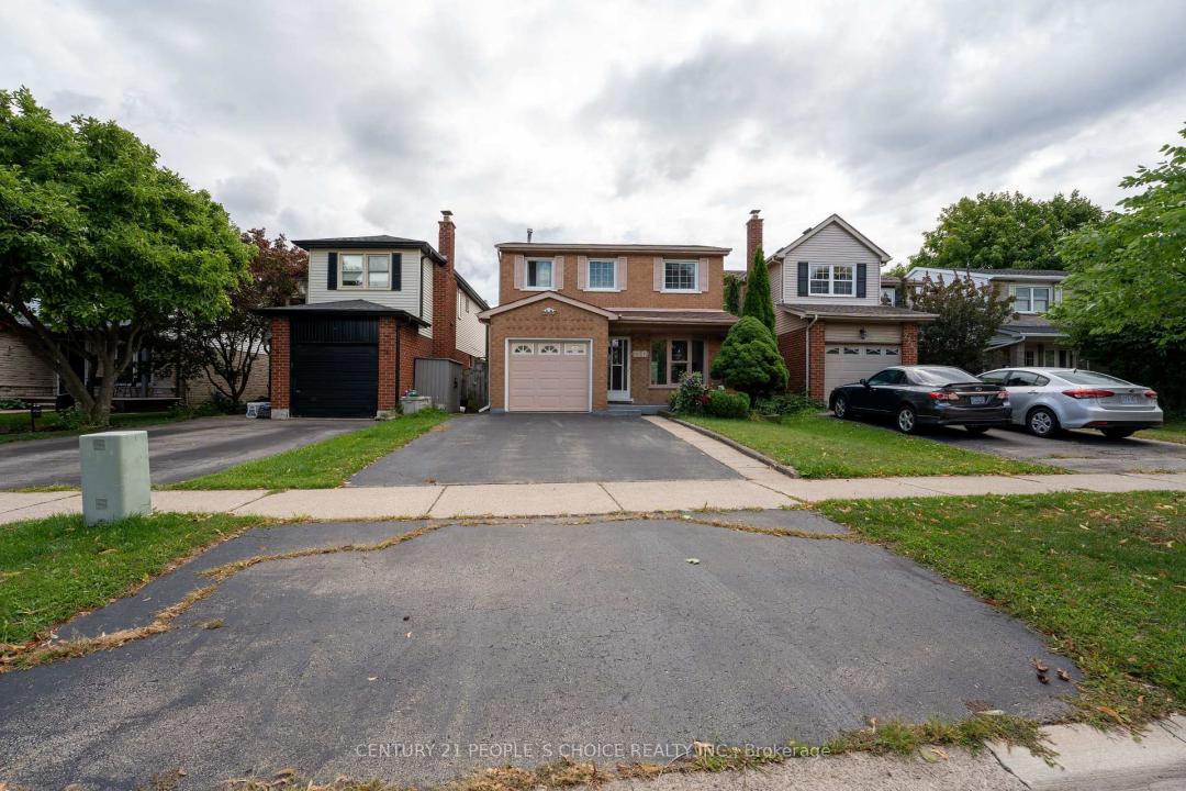 2247 SILVERBIRCH COURT, Burlington, Онтарио L7M 3H4, Канада