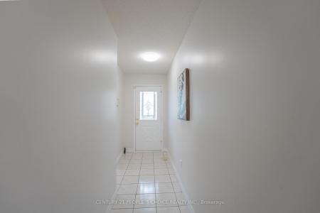 2247 SILVERBIRCH COURT, Burlington, Онтарио L7M 3H4, Канада