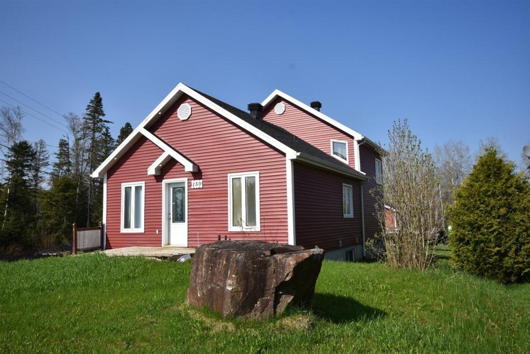 150  Rg St-Julien, Saint-Ferréol-les-Neiges, 퀘벡주 G0A 3R0, 캐나다