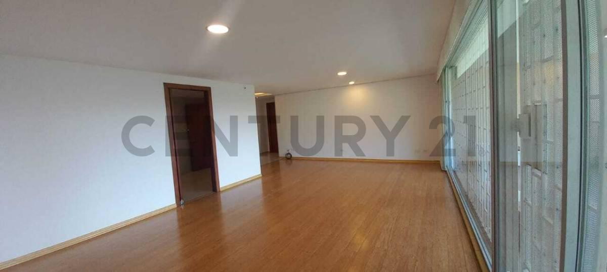 Leonardo Tejada, Edificio Ibis del Moral 3 S/N, Quito, Pichincha 00001, Ecuador