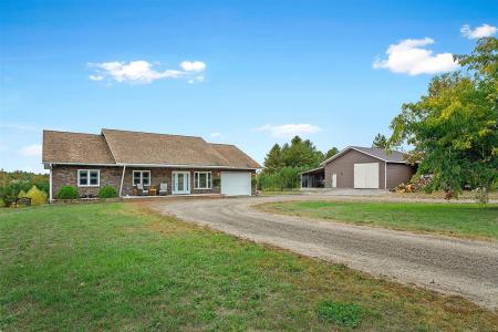 75 Ch. Laforest, Litchfield, Quebec J0X 1K0, Canada