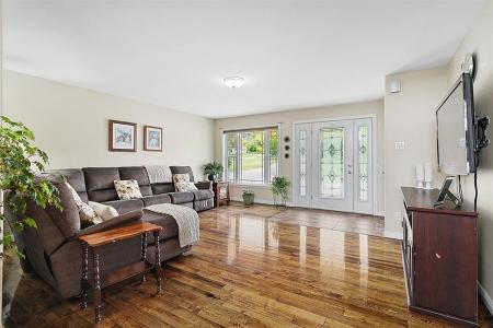 75  Ch. Laforest, Litchfield, كيبيك J0X 1K0, كندا 