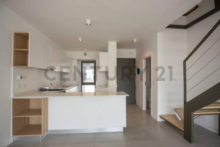 Oliden Joven , Pilar, GBA Norte 1669, Argentina