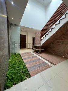 Av. Pirai, 5 Anillo, calle 10 5085, Oeste, Santa Cruz 00001, Bolívia