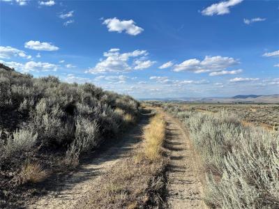 NHN West Road, Hot Springs, Montana 59845, Estados Unidos